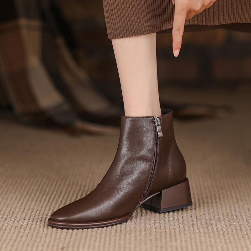 Fashion European and American Short Boots 2024 Autumn Winter New Style Simple Mid Heel Solid Color Comfortable Women's Shoes Platform