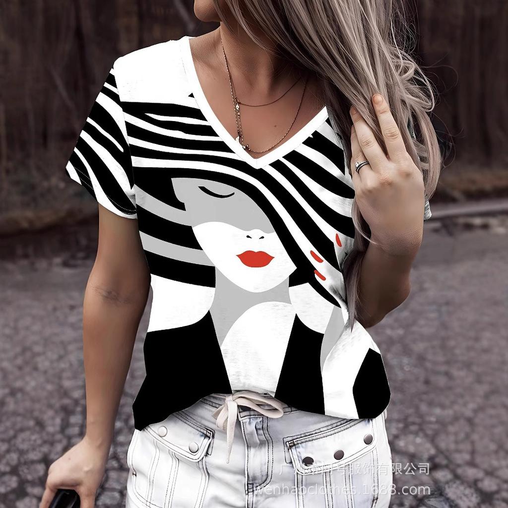 Summer V-neck Face Graphic 3D Printed Top Fashionable Casual Short Sleeved Women's T-shirts