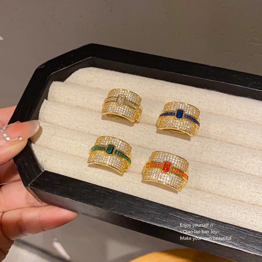 Retro Artistic Copper Ring With Zircon Stones For Womens Fashion Jewelry