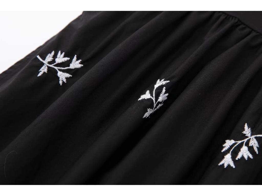 Spring 2025 Women's Black Floral Embroidered Poplin Dress (European & American Style)