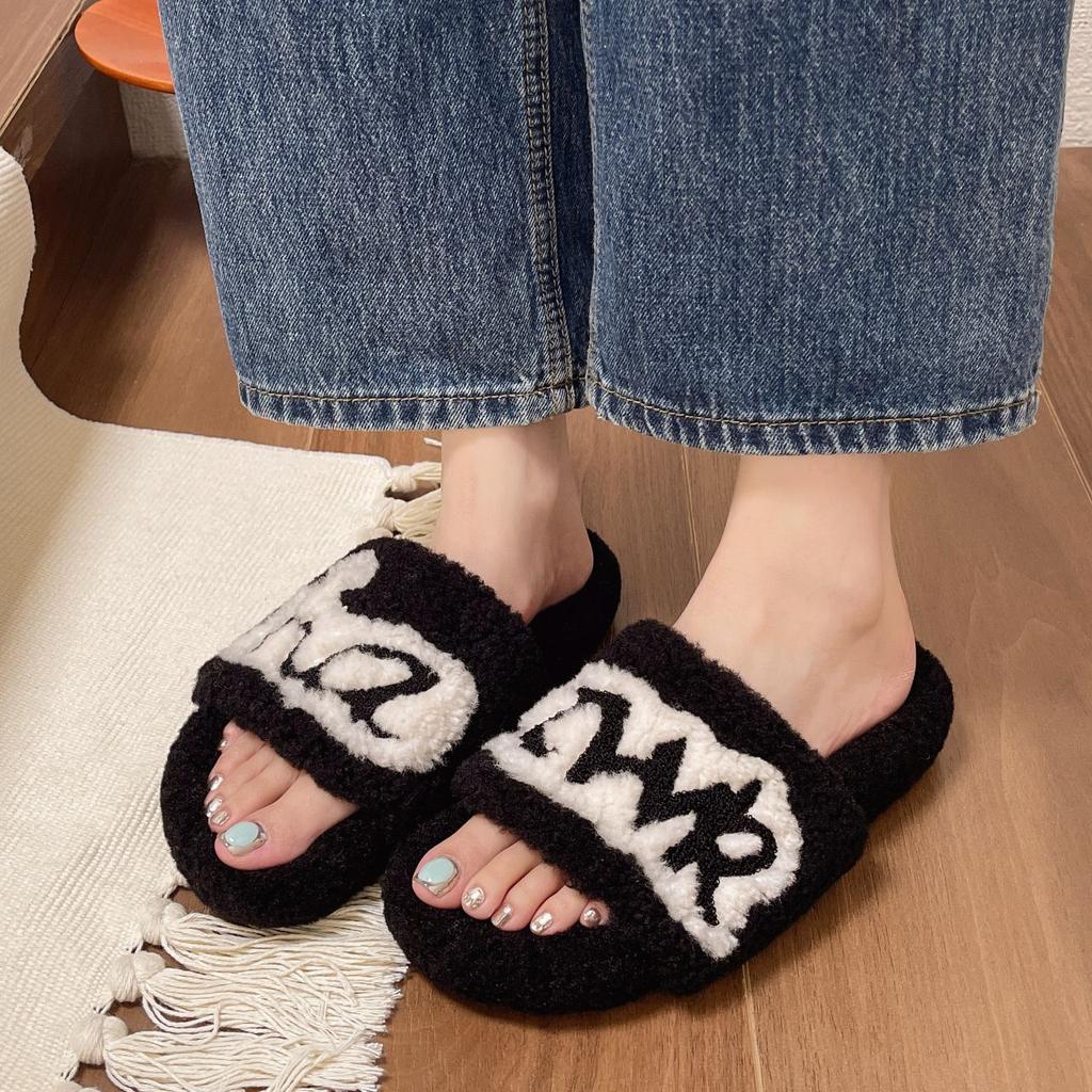 Fashion Fluffy Slippers Women Wear Autumn Winter 2024 New Niche Letters Home Flat Word Cotton Slippers