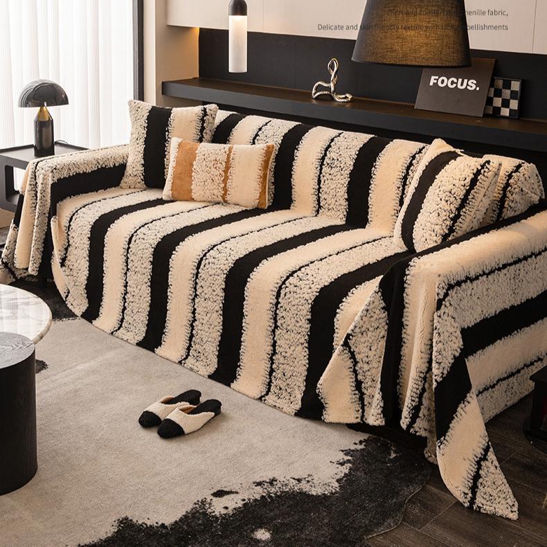 Sofa Protector, Vintage Interlaced Comfortable Sofa Blanket, Suitable for Pets, Anti-slip Protection, Luxury Thick Velvet Sofa Cover