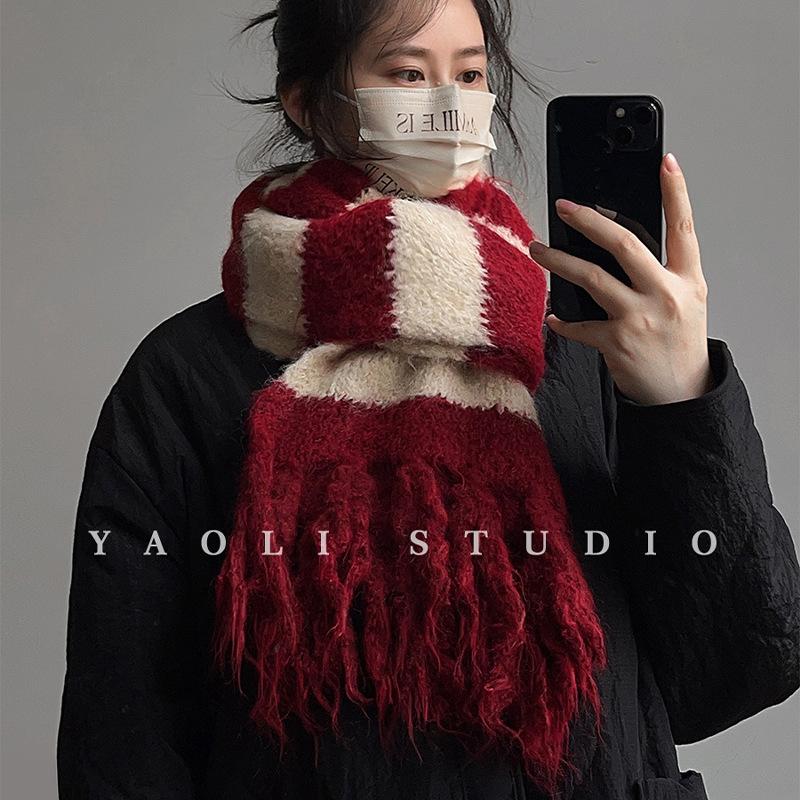 British Retro Red Rice Contrast Striped Soft Waxy Tassel Knitted Scarf for Women Korean Style Autumn and Winter To Keep Warm and Cold Proof