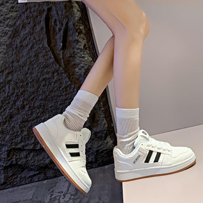 Fashion Women Sneakers New Fashion Aerating Plate Shoes for Women All-Matching Platform couple White Shoes Outdoor Casual Sneakers Women