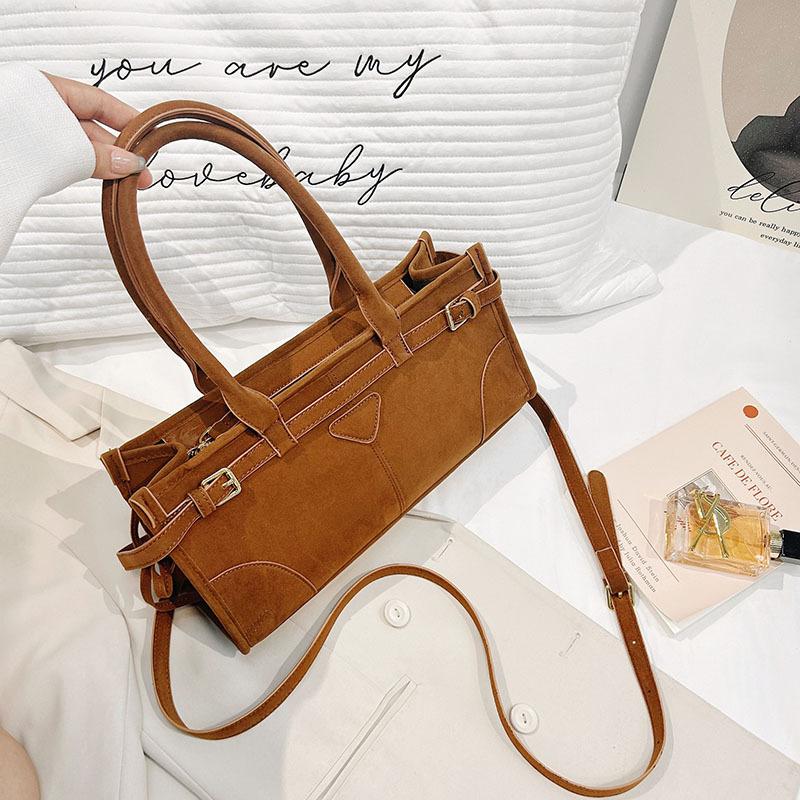 

Модная и высококлассная универсальная мотоциклетная сумка через плечо для поездок на работу, женская сумка кроссбоди под мышкой коричневый