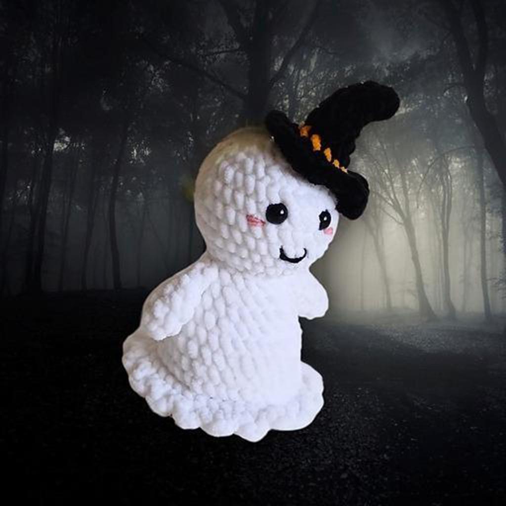 Ghost Plush Toy Witch Hat Handmade Crochet Doll Ornament Decoration Funny Halloween Doll Cute Ghost Desktop Ornament