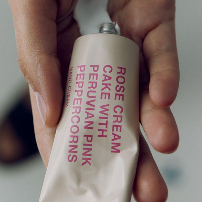 

Kuoca Rose Cake Hand Cream 50ml Rose Cake Hand Cream 50ml