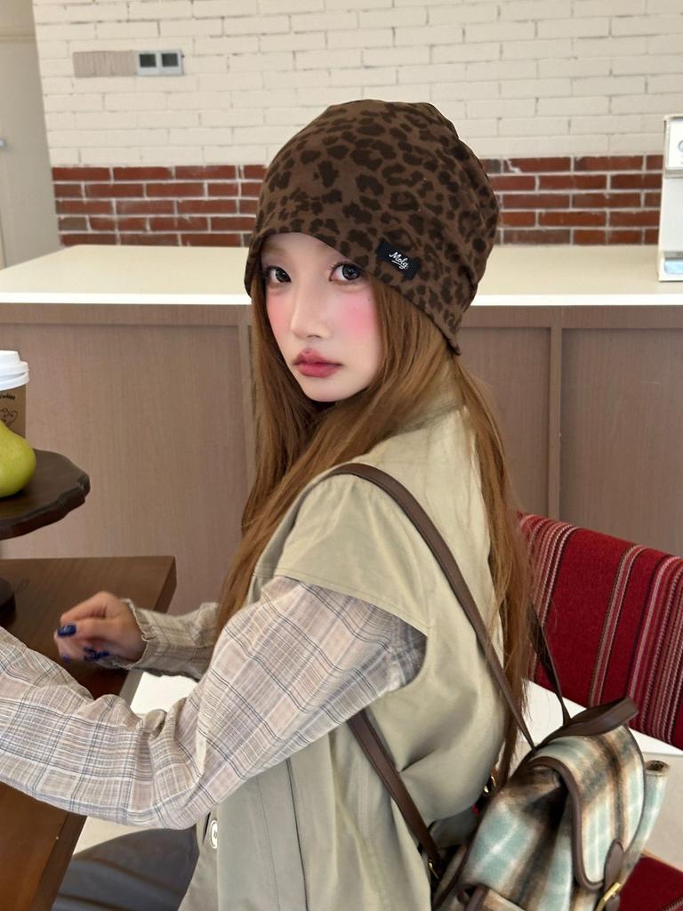 American retro leopard print stack hat female early autumn lazy casual face small cold hat big head circumference bag head pullover hat