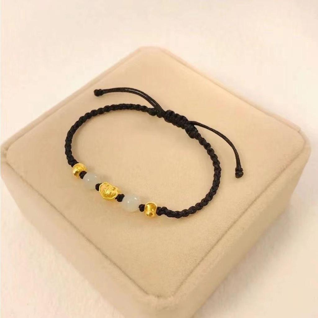Handmade Chinese Auspicious Cloud Hetian Jade Bracelet - Elegant Design for Girls