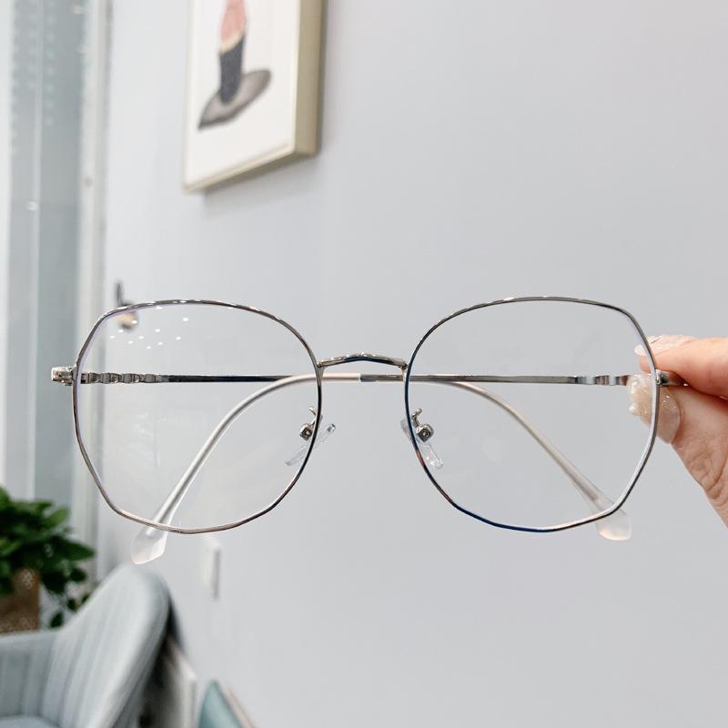 

Trendy Vintage Square Glasses for Women Blue Light Blocking Retro Eyeglasses Frames Fashionable Eyewear