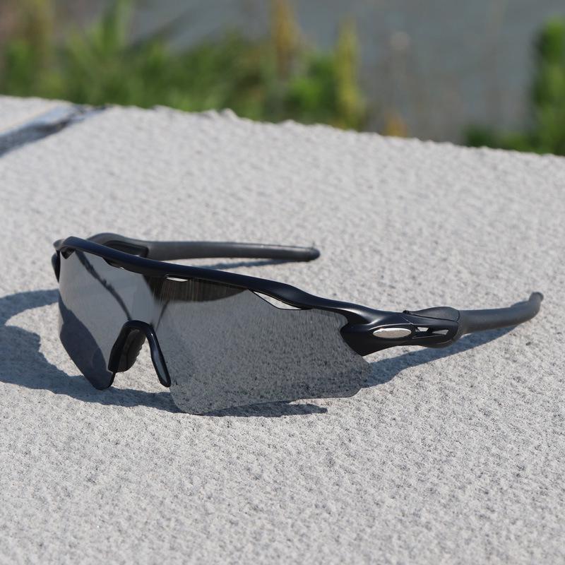 Cross-Border E-commerce TR90 Colorful Cycling Sunglasses for Outdoor Sports, Prescription-Compatible.