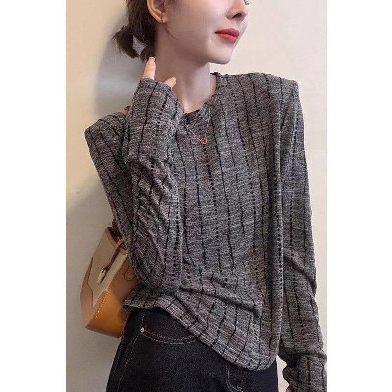 

Round Neck Pit Stripe Printed Long-sleeved T-shirt Autumn New Women s Casual Fashion High-end Tops Versatile Small Shirts XL сірий