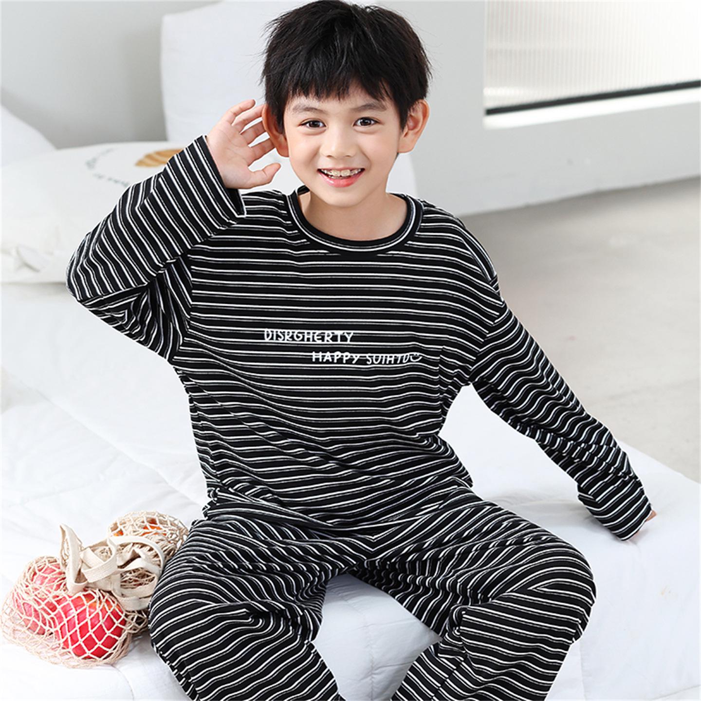 

Пижама из немецкого вельвета для мальчиков - Стиль Осень/Зима 2025, Уютный домашний комплект для детей 110 cm чёрный