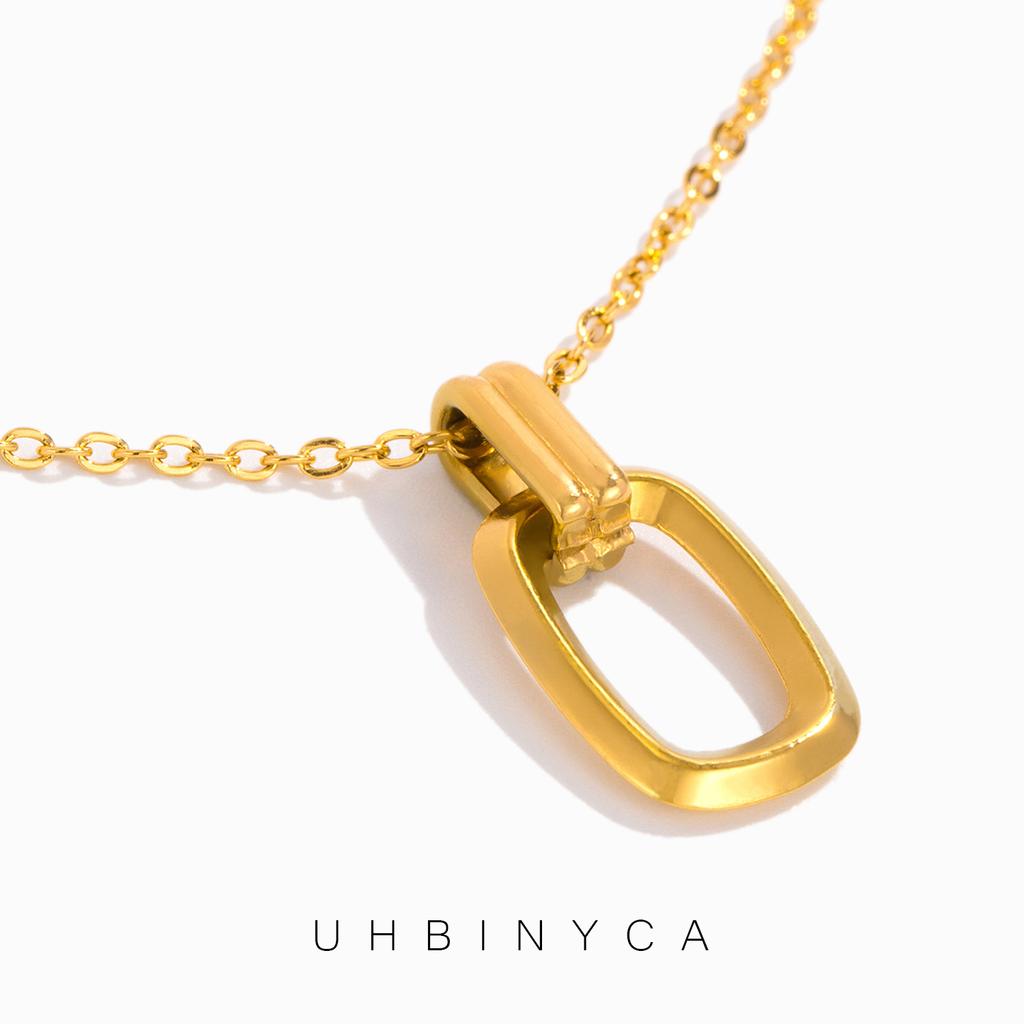 Minimalist Style Rectangular Hollow Pendant Necklace for Women, Stainless Steel Jewelry Suitable for Daily Wear