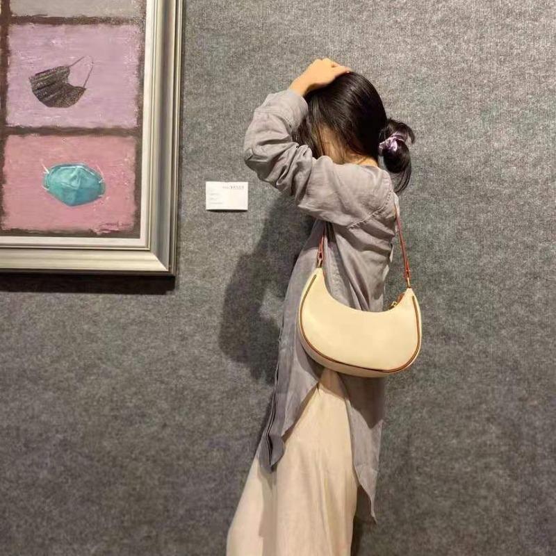Women's Bags, Crescent Bags, Fashionable and Versatile Commuter Underarm Bags, High-end Niche Single Shoulder Handbags, Dumpling Bags.