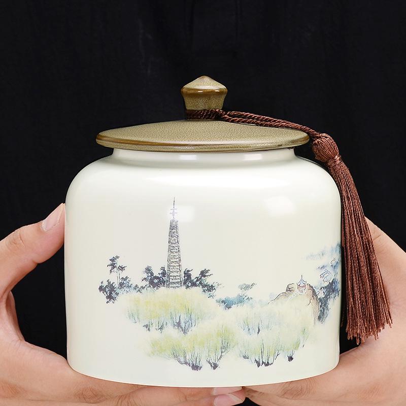 Large Ceramic Tea Storage Canister for Red, Green, Longjing, Biluochun, and Pu'er Tea - Half Jin Capacity