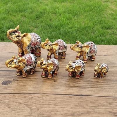 Socha rodiny slonů z pryskyřice Elegantní figurky Feng Shui Dekorace Zvířecí sochy Stolní ozdoba pro domácí kancelář