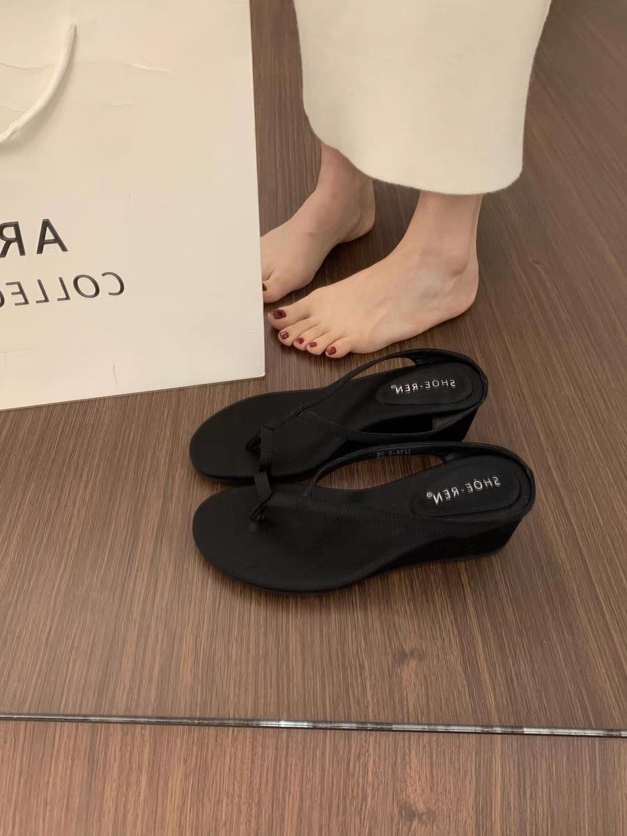 

French retro one-pedal cool slippers 2025 summer wear fashion low-heeled casual toe wedge one-word slippers 40 чорний