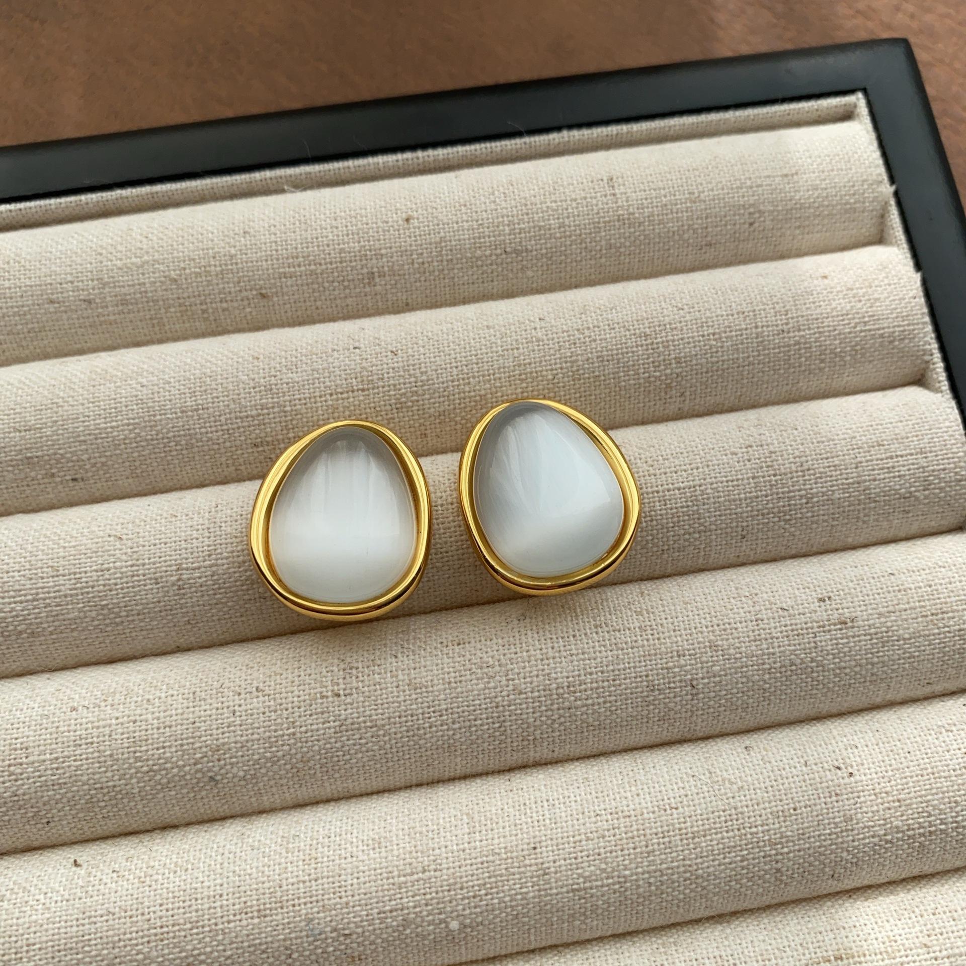 Clear water drop opal stud earrings retro natural casual minimalist exquisite niche fashion versatile earrings women