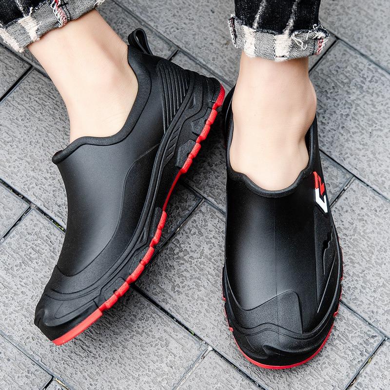 Men's Short Water Shoes Waterproof and Non-slip Rain Boots Thickened Soles Wear-resistant Rubber Shoes Outdoor Work Kitchen Water Boots Durable