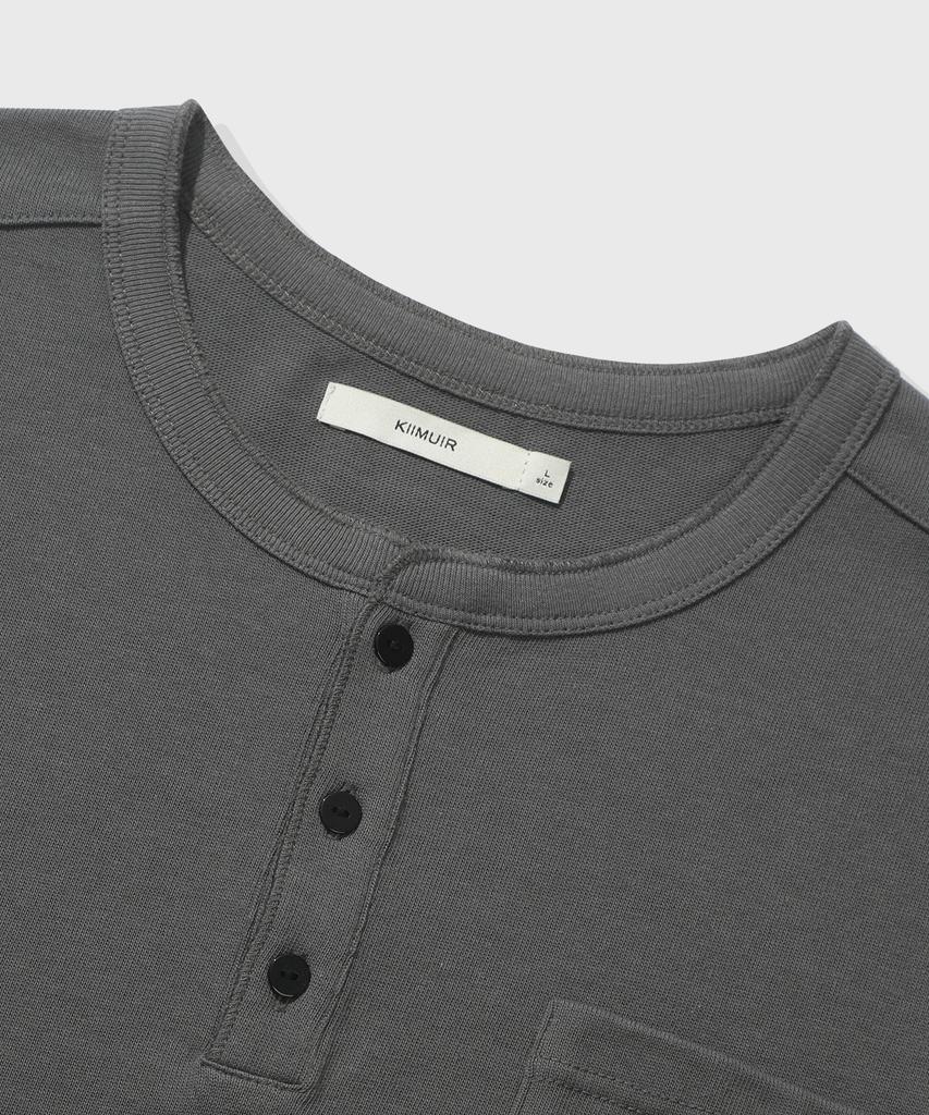 KIIMUIR [Crop] Heavy Cotton Roll-Up Henley Neck Short Sleeve T-Shirt_Charcoal