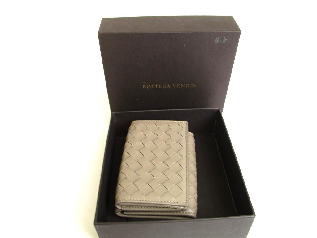 Authentic BOTTEGA VENETA Intrecciato Beige Leather Trifold Wallet Compact Wallet #9696  Refurbished