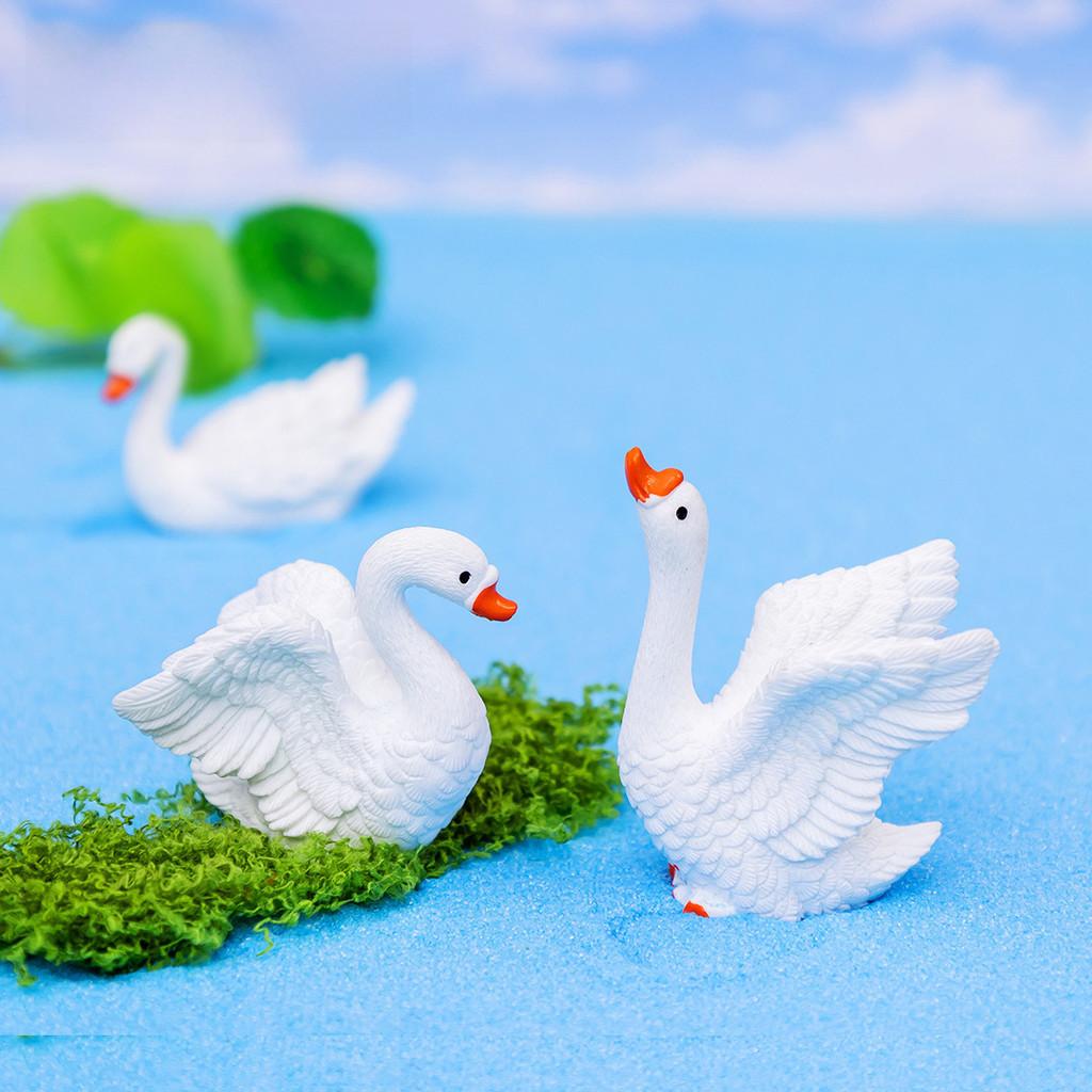 Adorable Cartoon Style Resin Swan Couples Miniature Animal Decor Pieces