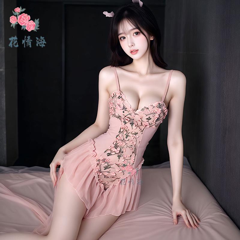 Sexy lingerie floral sexy pure desire deep V flower vine crotch seduction ballet