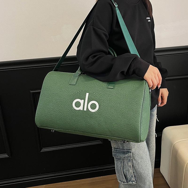 Large-capacity Sports and Fitness Bag with Dry and Wet Separation, Practical and Durable for Leisure Travel and Business Trips