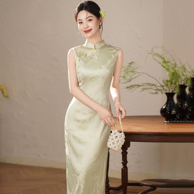 Green Sleeveless Modern Chinese-Inspired Long Cheongsam Dress Women 2026 Stylish Retro Fit Small