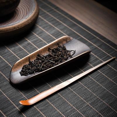 Cucharita de té casera de cerámica de gres grueso dorada vintage, palillo de té y accesorios para juego de té kung fu estilo Zen