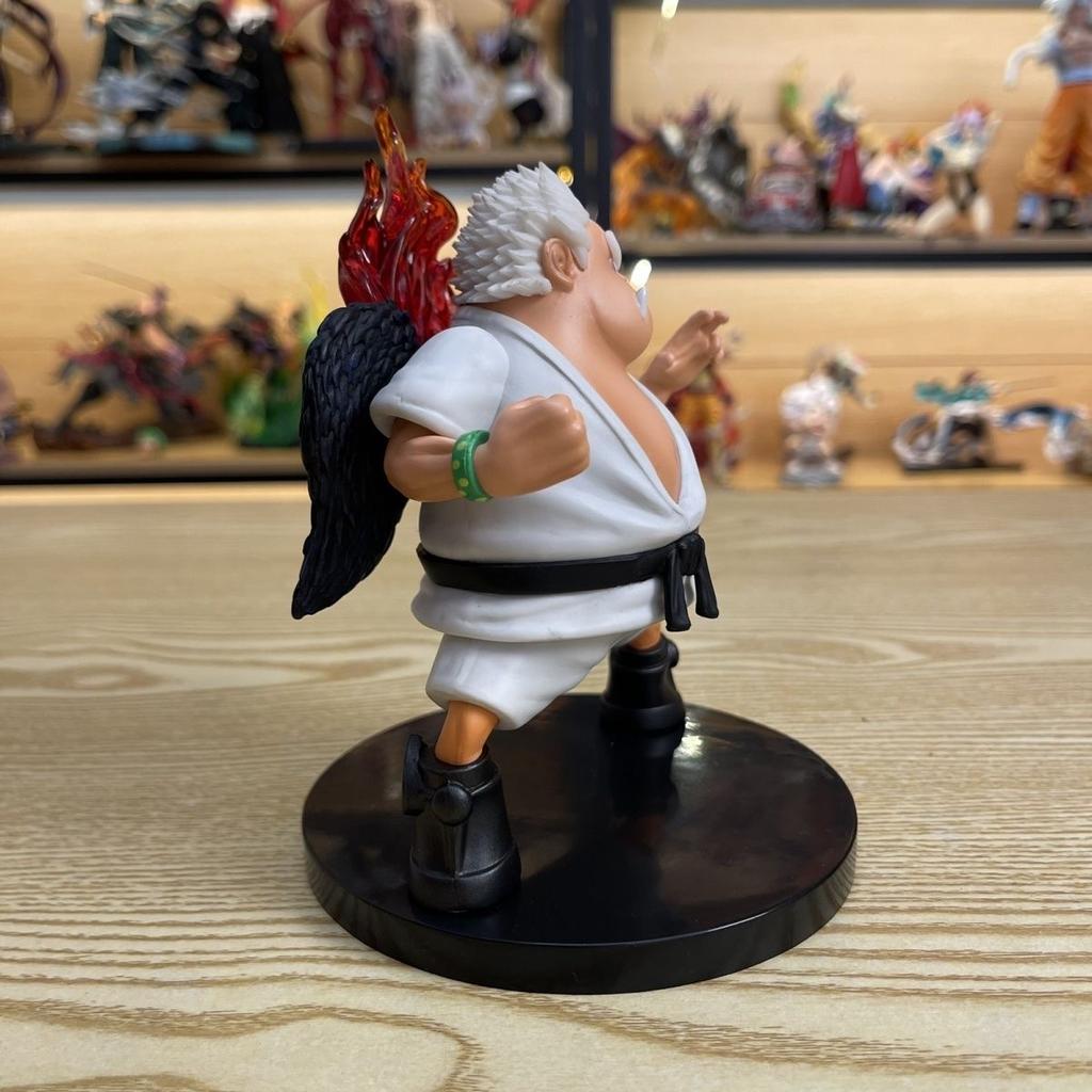 17CM/6.6in Anime One Piece Figuren Jinbe Oka Shichibukai Seemann Anime Figur Modell Ornament Geschenk