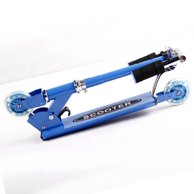 Adjustable Foldable Ski Car for Kids: Dual-Use Snow & Land Model with Wheels & Skateboard