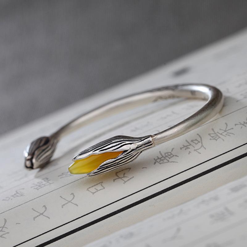 Personality Lotus Leaf Design Chalcedony Stone Ethnic Style Vintage Thai Silver Ladies Bangle Jewelry For Women Birthday Gifts