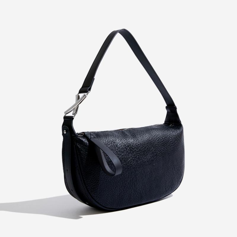 100% Cowhide Shoulder Bags New Crescent Bag Cowhide Soft Surface Underarm Bag
