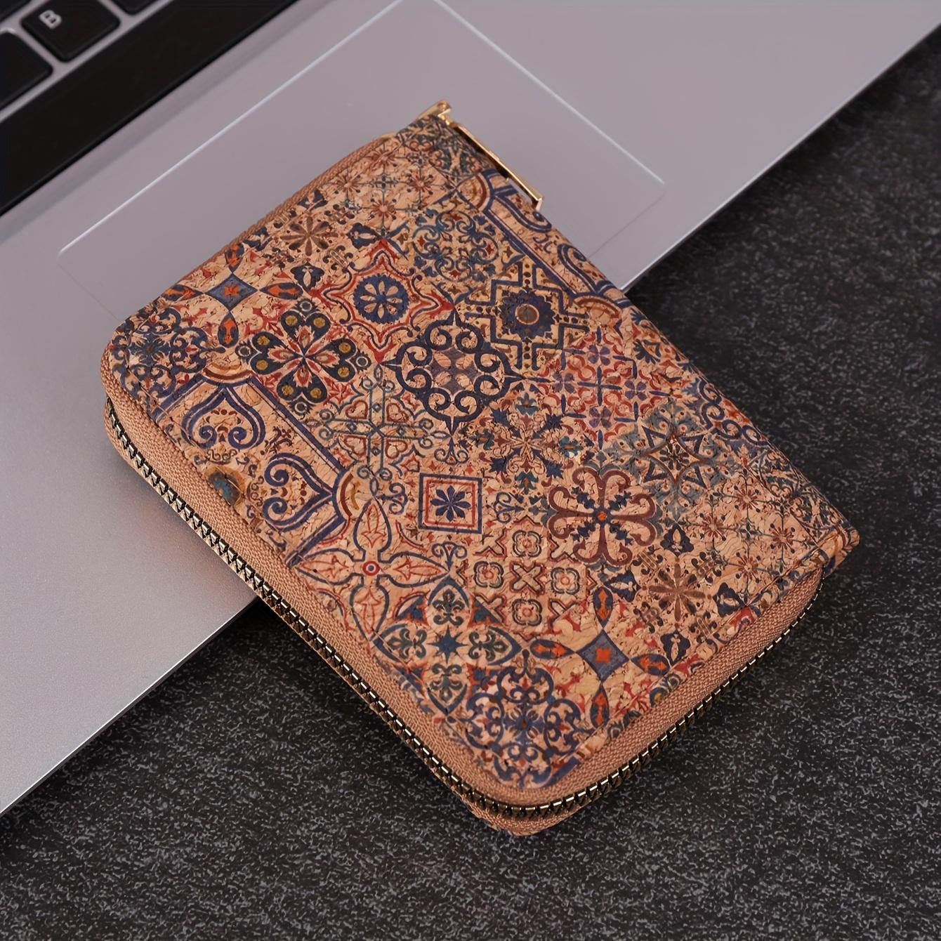 

Короткий женский кошелек в богемном стиле с цветочным узором в стиле ретро, ​​кошелек для монет из этической веганской кожи, держатель для кредитных карт, стильный функциональный аксессуар для повседневного использования