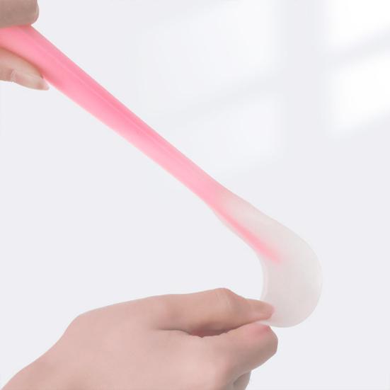 Silicone Spatula Heat-Resistant Non-Stick Baking Tool for Spreading Scraping Mixing Dishwasher Safe Essential Kitchen Utensil for Cakes Jam