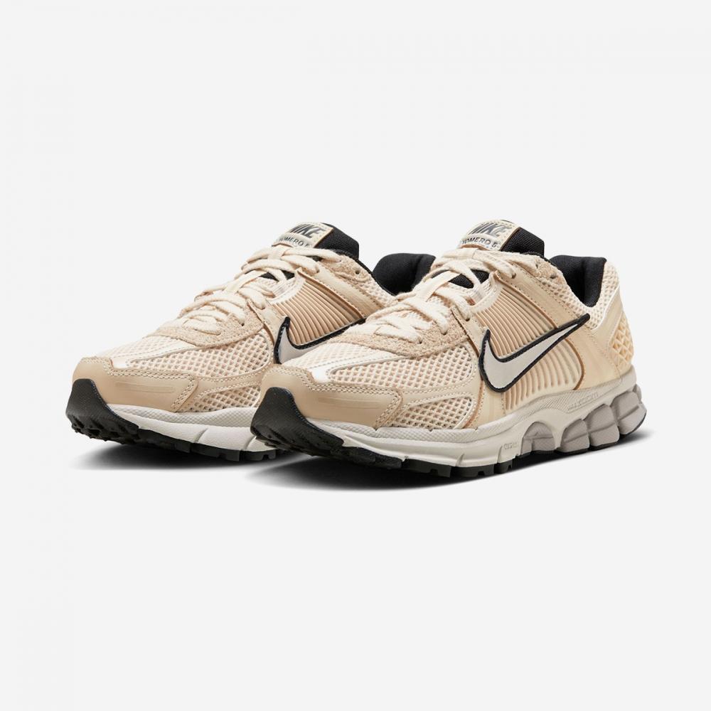 Nike Women S Nike Zoom Vomero 5 C.o.r. Fn6742 200
