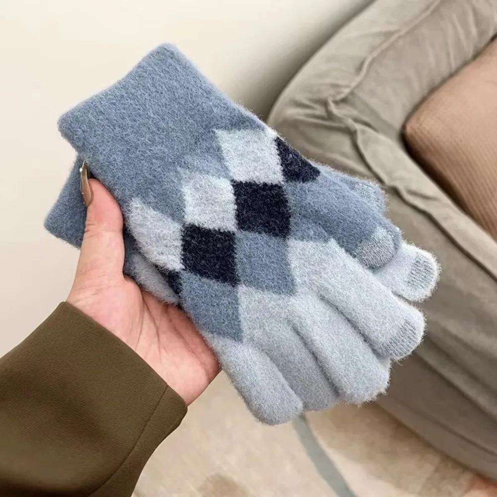 Fashion Keep Warm Knitted Glove Touch Screen Cold Proof Winter Cycling Glove Windproof Women Glove Female