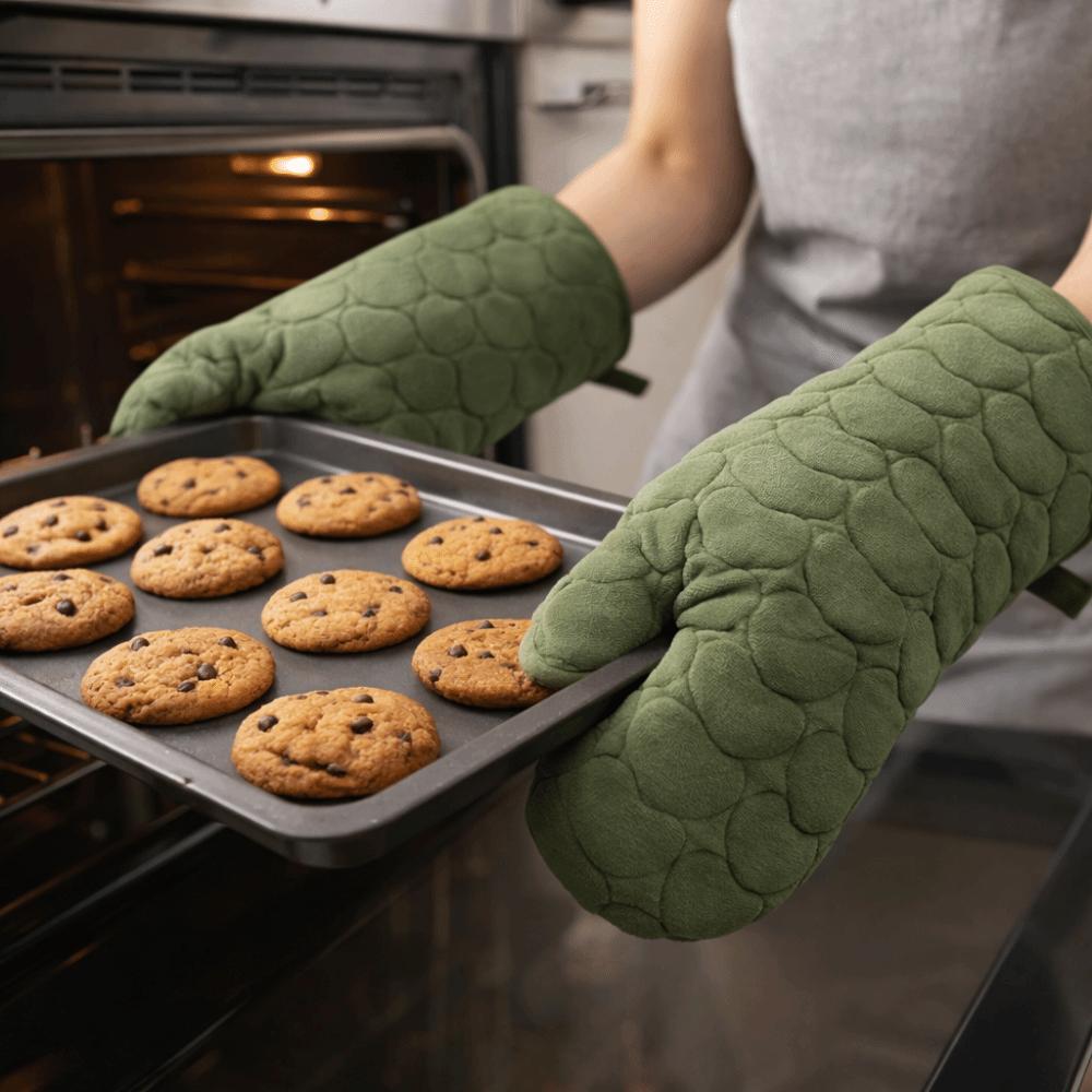 4 sztuki/zestaw Pogrubiony Zestaw Rękawic Kuchennych na Piekarnik w Kształcie Serca Antypoślizgowe Rękawice Izolowane Rękawice do Kuchenki Mikrofalowej Naczynie