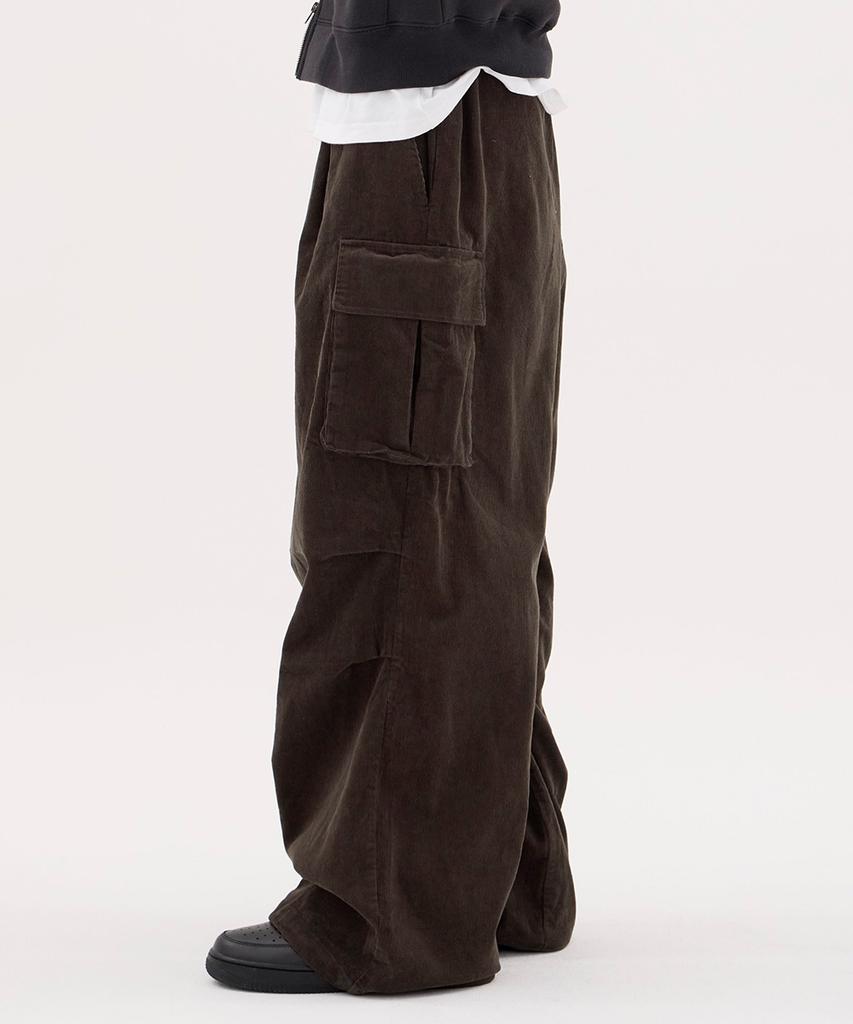 URBANAGE Corduroy Single-Pleat Wide Elastic Banding Parachute Cargo Pants_Khaki