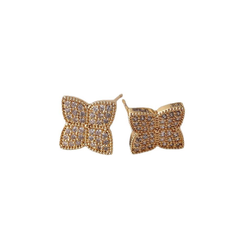 Elegant 3D Butterfly Diamond Stud Earrings for Women - Light Luxury, Shiny, Fashionable, Versatile for Daily Commute