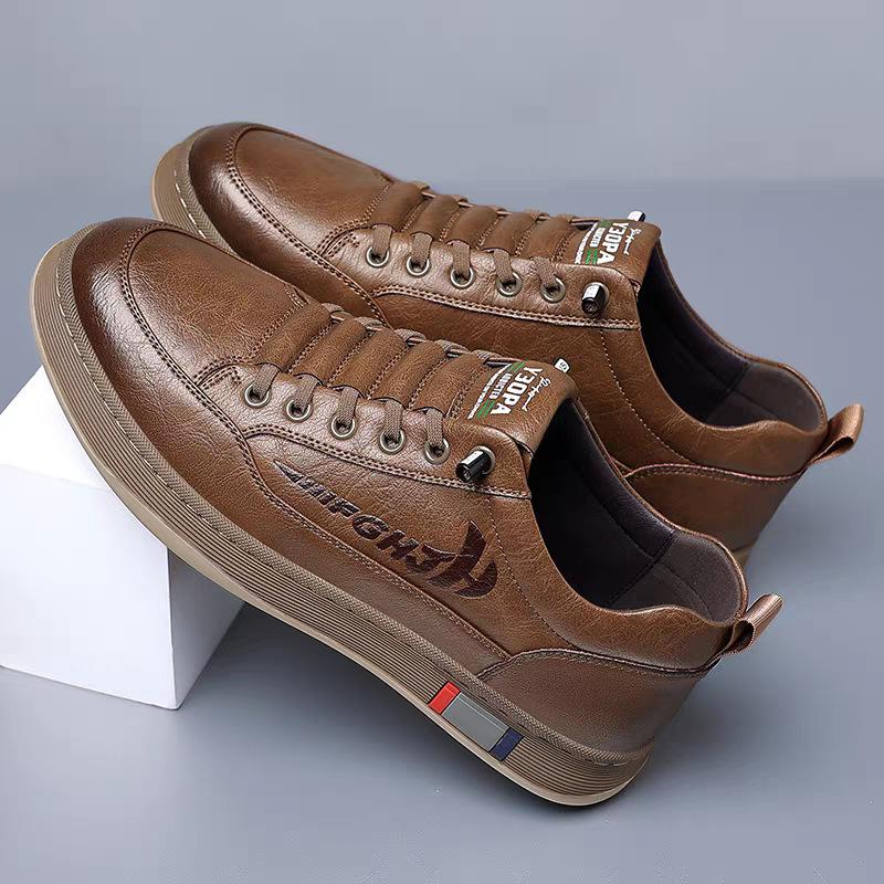 Board shoes men's autumn breathable new casual leather shoes men's soft soles trend versatile fashion non-slip shoes men's shoes