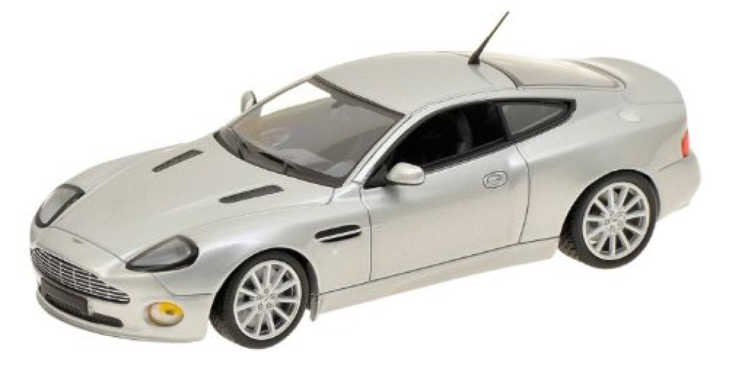 

PMA Aston Martin Vanquish S 2004 Серебряный Готовый Продукт 1/43 серебряный