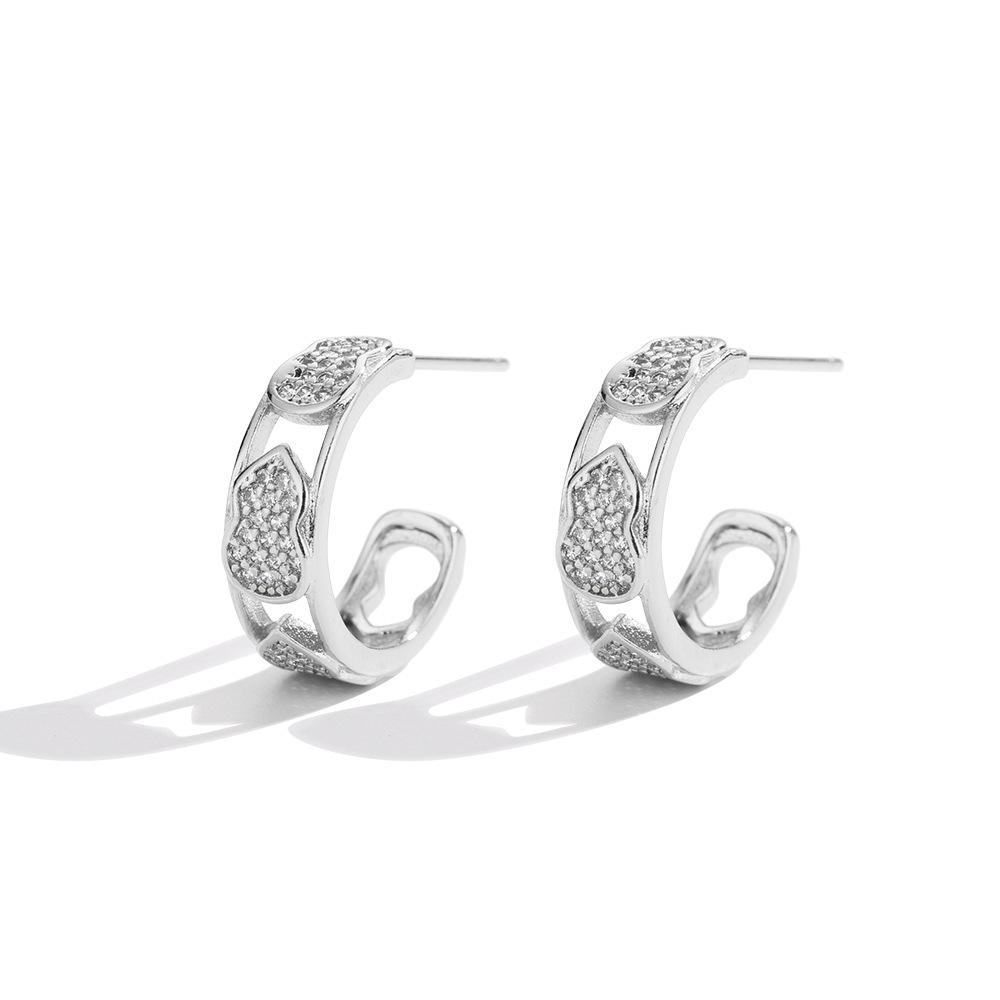 Retro hollow diamond-encrusted gourd stud earrings, fashionable earrings, niche earrings, tide earrings.