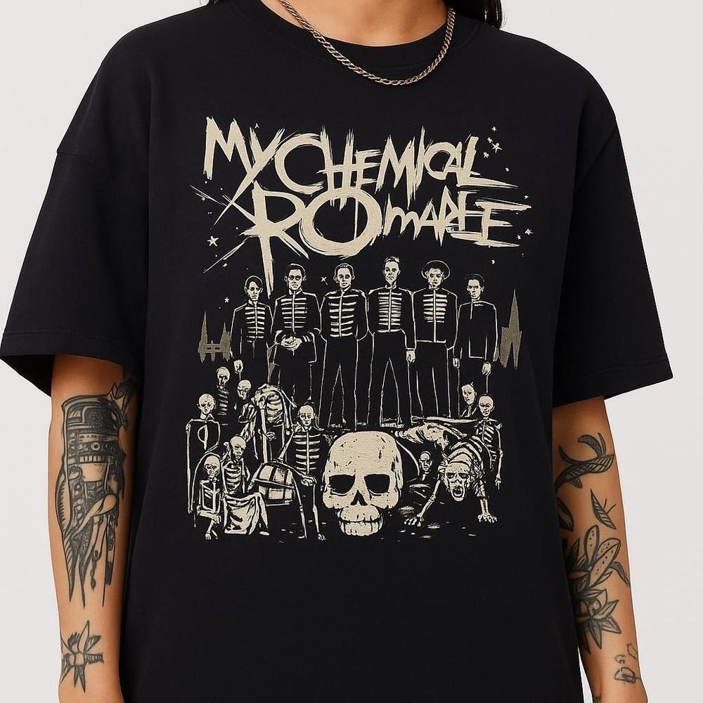

My Chemical Romance Shirt Publicly Executed At The Mychem Show Shirt Unisex T-Shirt M