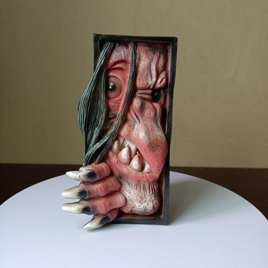 New Horror Monster Resin Mask Bookcase Decoration - Easter Ornament Statue