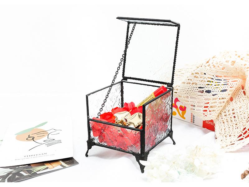 Retro Glass Jewelry Box for Rings, Earrings, and Wedding Decor