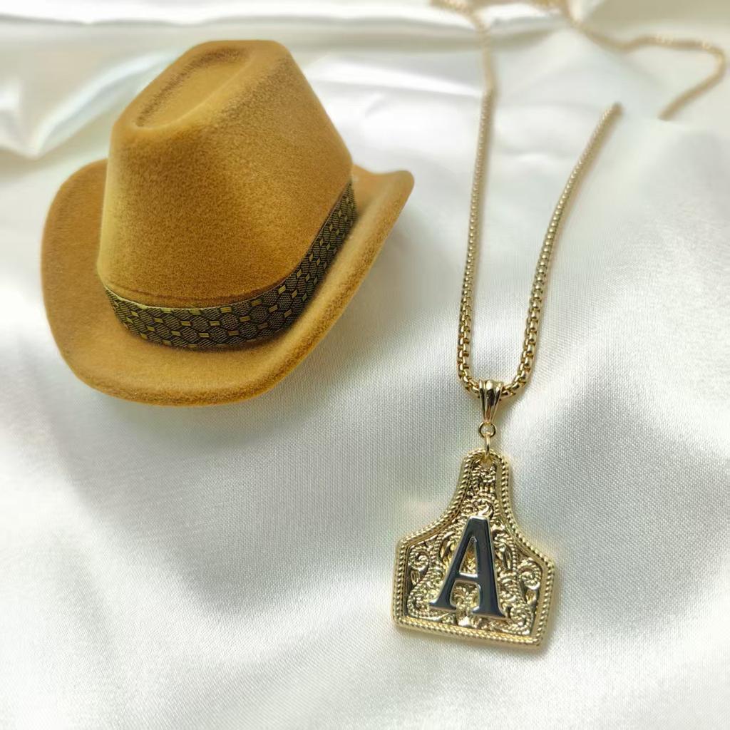 New Fashion Light Luxury 26 Initials Western Denim Color Retro High-end Necklace Pendant