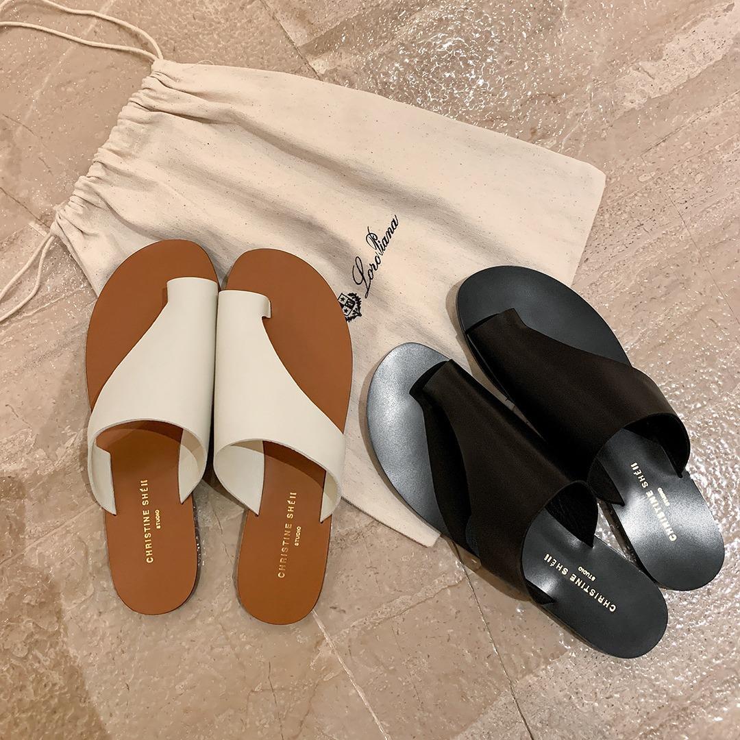 

Second hair! Su Yinyin s same shoes are casual, lazy and relaxed, leather cover, toe flat-bottomed slippers, women s sandals summer 34